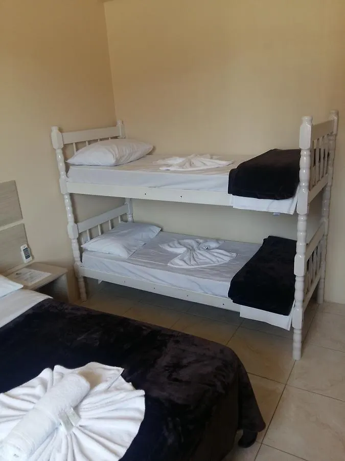 **  Hotel Rochamar بنها البرازيل